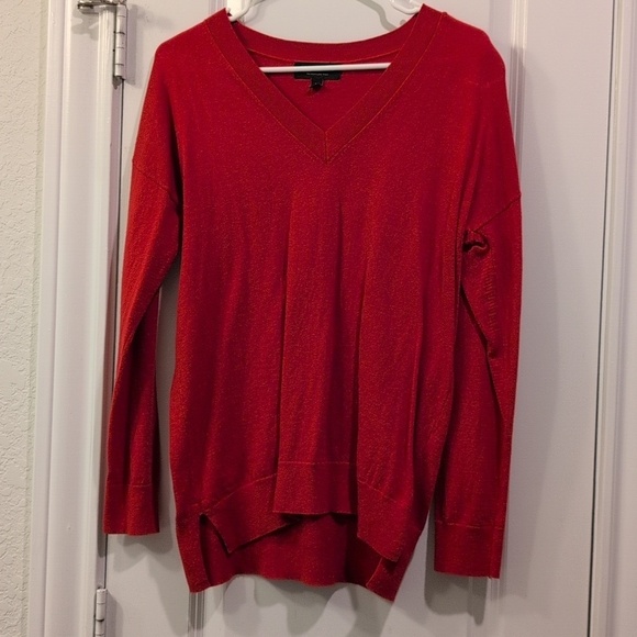 Banana Republic Sweaters - Banana Republic Cashmere V Neck Sweater Top